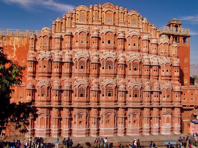 Hawa Mahal , Jaipur , India |Timing |History |Architecture Ticket Cost |Location | Near By Food | full details