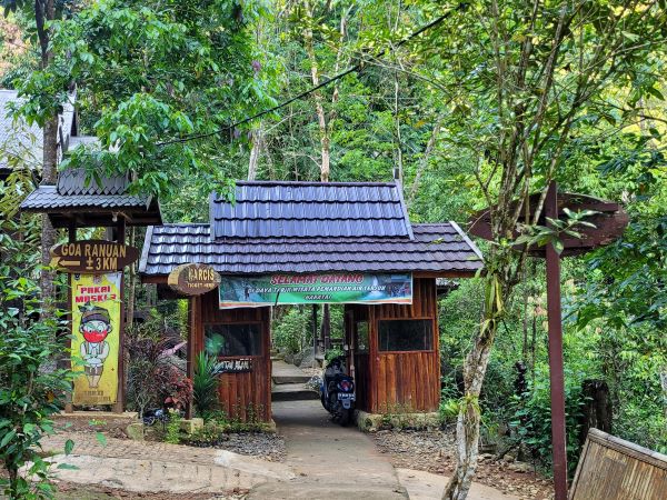 Air Terjun Haratai