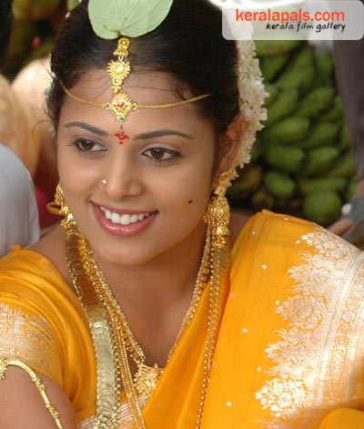  on Tamil Hot Actress Wallpapers  Malayalam Actress Hot