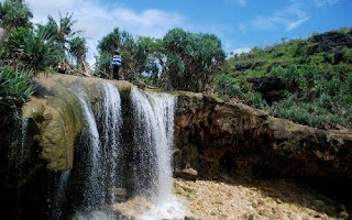 Jogan beach waterfall, Image