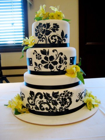 Stenciled Wedding A Hand Painted Wedding Cake With Fresh Flowers