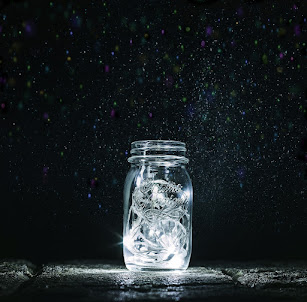 Mason jar with fairy lights