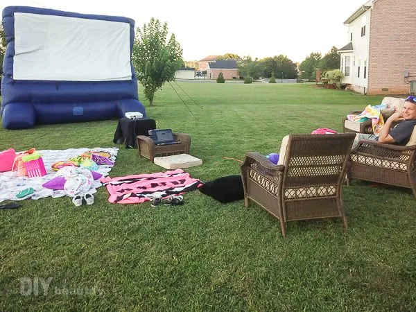 outdoor inflatable movie screen