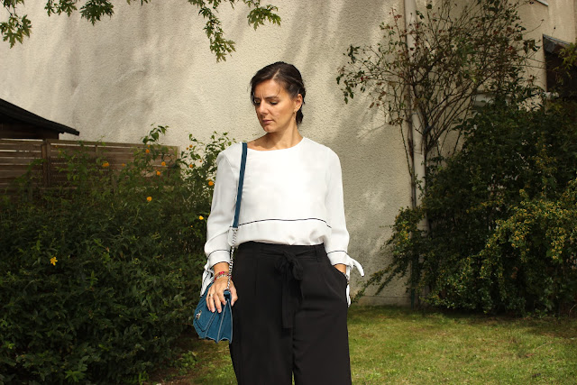 total look zara, jupe-culotte, sac vert, manchette hipanema les petites bulles de mavie