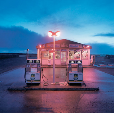 Petrol and service stations in Iceland