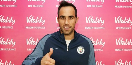 Claudio Bravo dan Kiper Terpendek di Premier League - portalredaksi.blogspot.com