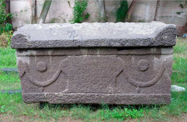 Саркофаг плотоядный, Ассос, Турция
