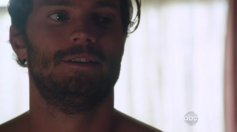 Jamie Dornan Shirtless in Once Upon a Time s1e04