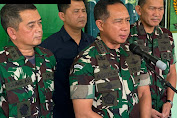 Panglima TNI Jenderal TNI Agus Subiyanto Tinjau Gudang Amunisi Yang Terbakar