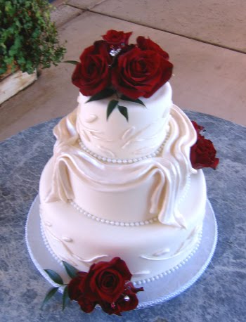 red and white wedding decorations