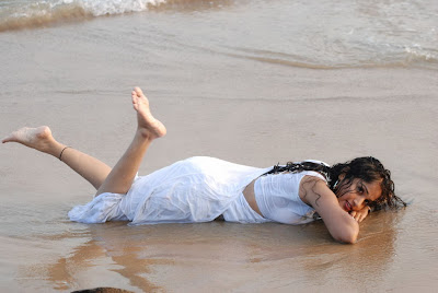 madhavi latha new beach unseen pics