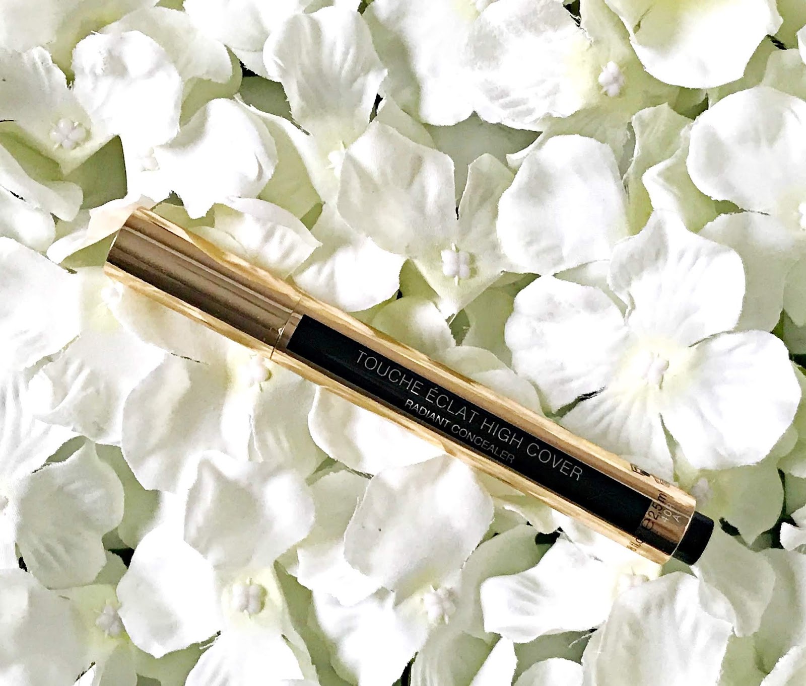 YSL Touche Éclat High Cover Concealer Review