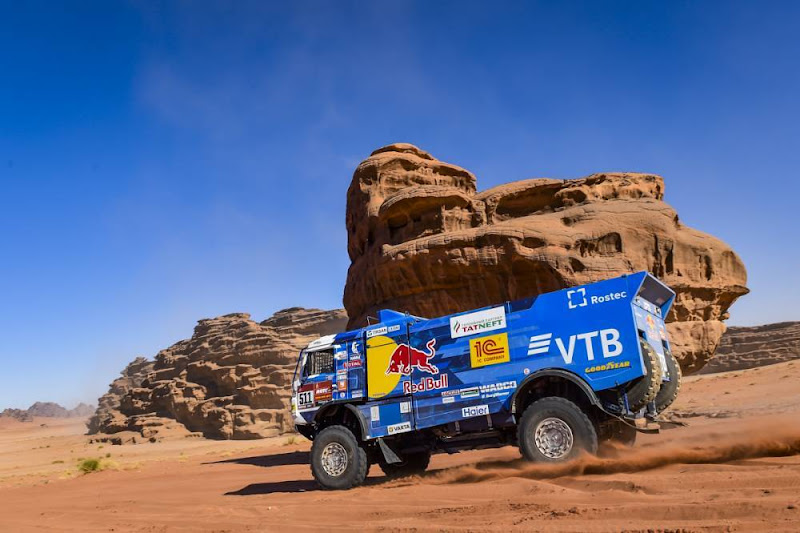 Dakar 2020: Andrey Karginov se quedó con el triunfo en la tercera etapa