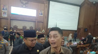 PJ Bupati Geram, Banyak Pejabat Yang Tidak Ikut Paripurna   