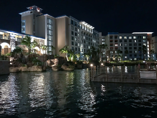 Lowes Sapphire Falls - Dockside