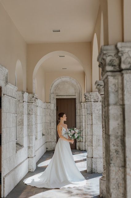 Bridal portrait in downtown st. pete