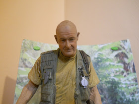 figura en miniatura del personaje Locke de la serie de TV Lost