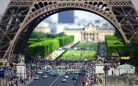 gambar menara Eiffel di Prancis