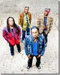 LIVING COLOUR 1