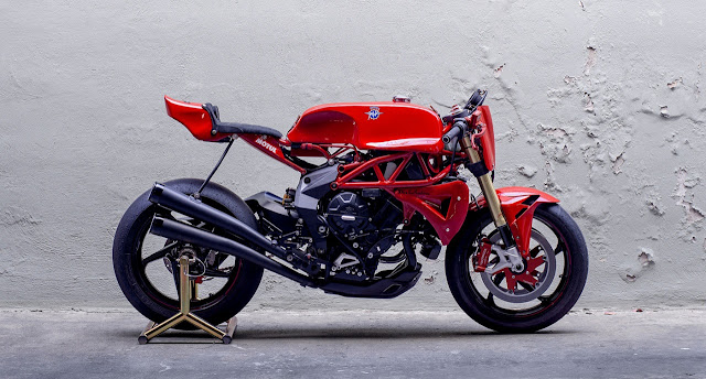 MV Agusta Ago by Deus Ex Machina