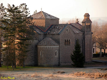 Façana de ponent de l'església de la Immaculada de Cal Vidal. Autor: Carlos Albacete