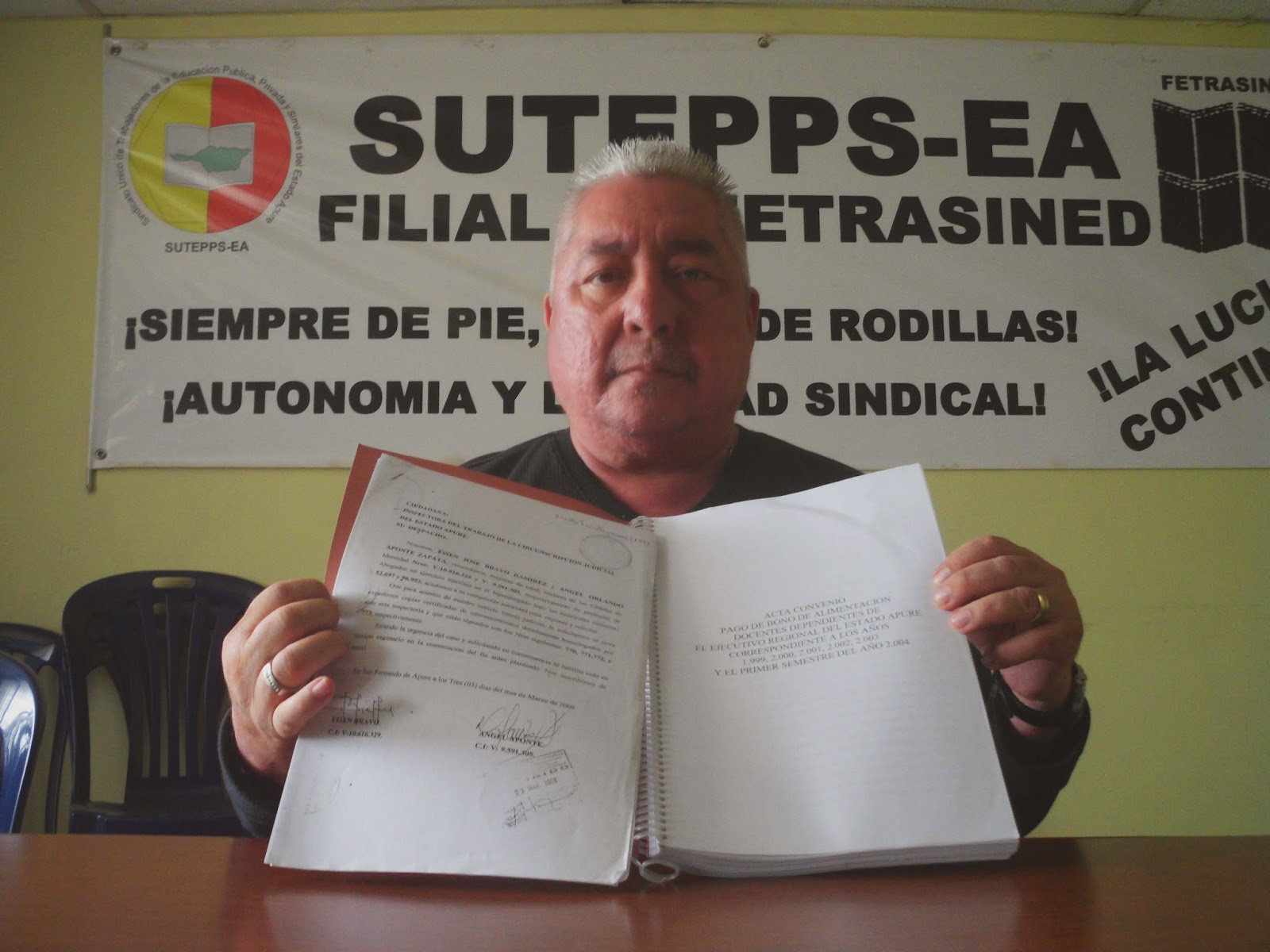 Sutepps-Apure alerta retardo por firma de contrato colectivo de docentes regionales antes gobernación de Apure.