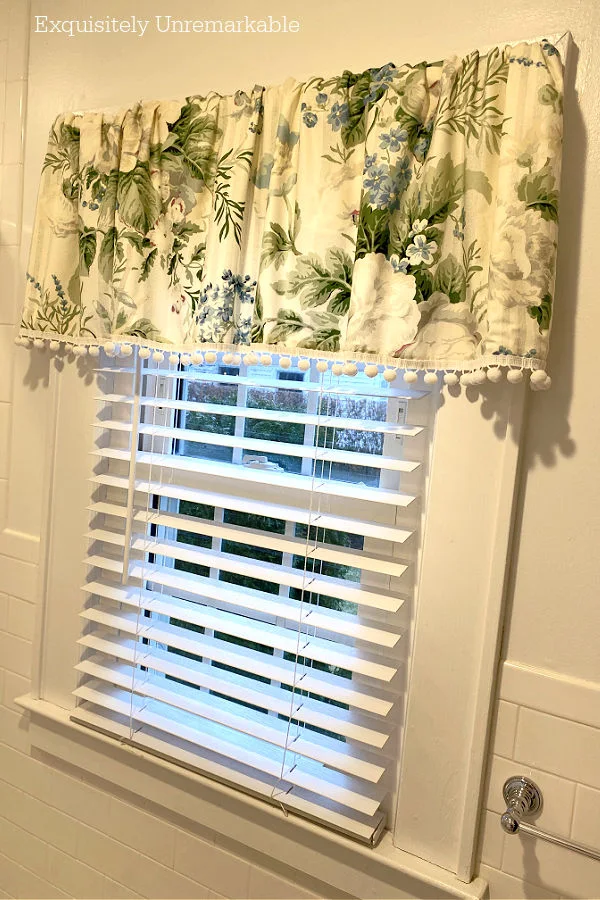 Simple Beginner DIY Curtain Valance hanging on the window