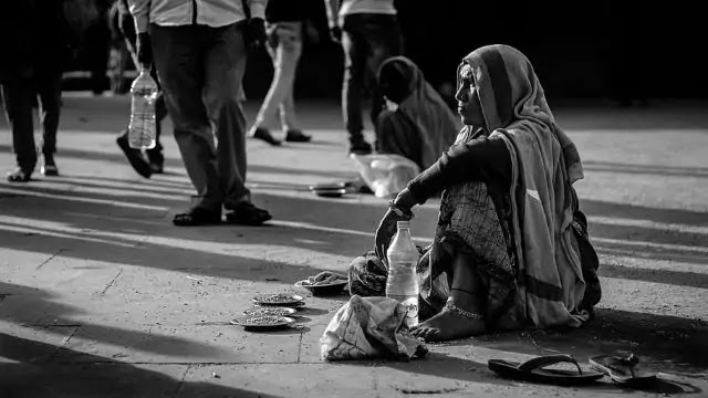 Defeat Beggars Mafia - An appeal, Beggar mafia images, Beggar mafia problem in India, Beggar mafia solutions