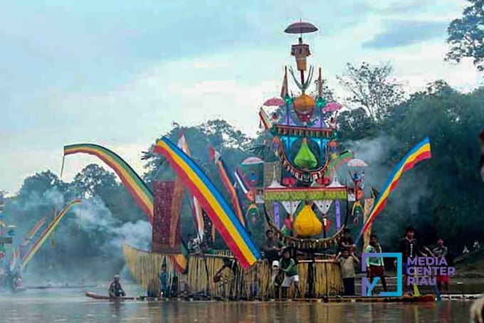 Festival Perahu Baganduang Kembali Digelar, Ribuan Masyarakat Padati Tepian Muko Lobuah