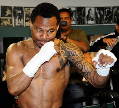 Shane Mosley fighting pose