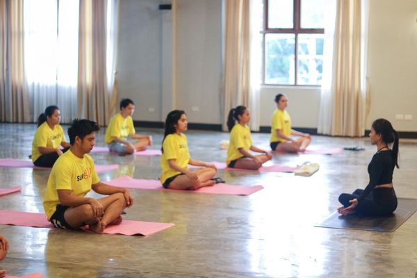 6 SunGlo Weekend - Yoga Session