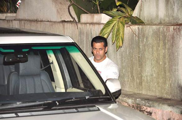 Salman Khan watches 'The Expendables 2' Hollywood movie