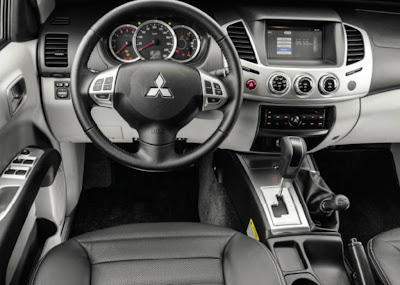 Mitsubishi L200 Triton 2014 - interior