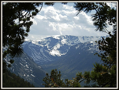 valley view from Rock Creek Vista Lookout on the Beartooth Highway