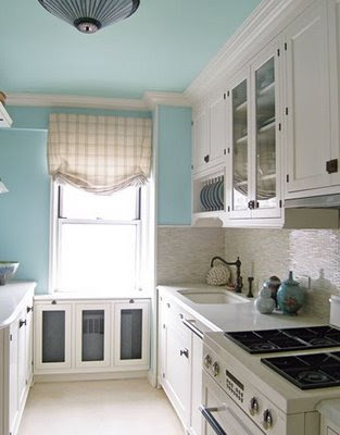 Kitchen Colors and Accessories