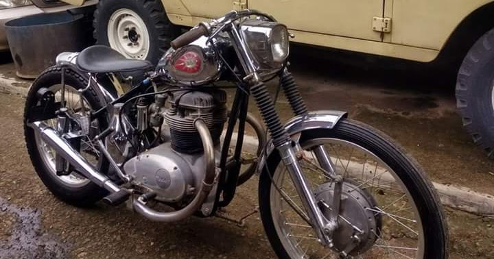 Lapak Motor Tua BSA A65 lightning 650cc banyak barang 