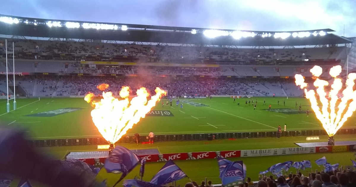 Match de rugby   Eden  Park  Justine 