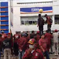 Tak Main-main, KKPMP Beserta Ormas Lainnya Kembali Geruduk Bank BRI Cabang Kota Serang hingga Blokade Jalan