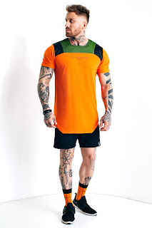 Camisetas alongadas barra geometrica quadrada cor laranja moda 2020 unissex sem genero YED Exclusive longline diferenciada camiseta da moda