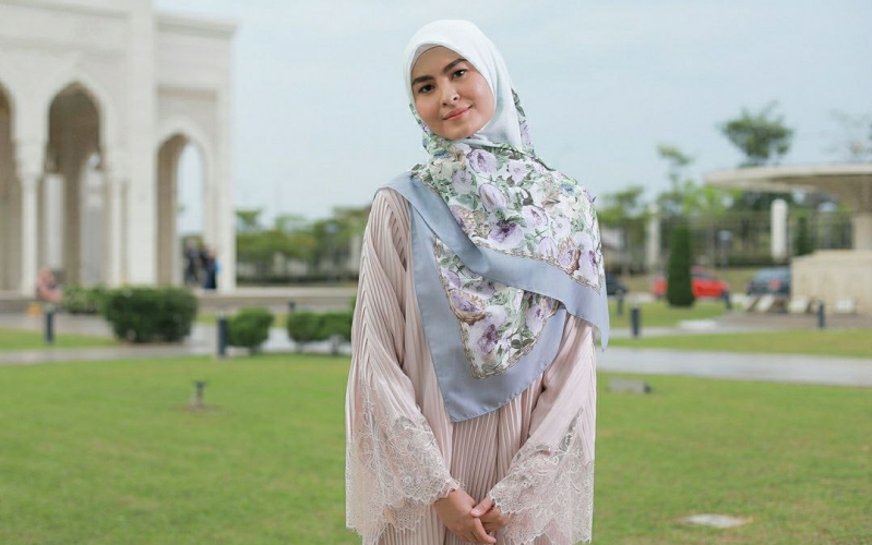 Wany Hasrita X Bidadarihouse, Tudung Cotton Turki, Wany Hasrita, Raya 2022, Beauty by Rawlins, Rawlins Lifestyle, Rawlins Shops, Rawlins GLAM