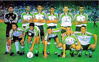 REAL RACING CLUB DE SANTANDER - Santander, España - Temporada 1997-98 - Ceballos, Óscar Arpón, Merino, Diego López, Schurrer y Tais; Porfirio, Correa, Javi López, Txema y Abeijón - BARCELONA 2 (Óscar y Luis Enrique), RACING DE SANTANDER 0 - 26/10/1997 - Liga de 1ª División, jornada 8 - Barcelona, Nou Camp - El Racing se clasifica 14º en la Liga de 1ª División, con Nando Yosu de entrenador, que sustituyó a Marcos Alonso