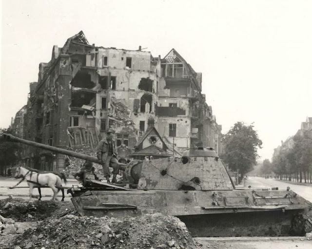 Fotografías de Berlín en ruinas en 1945