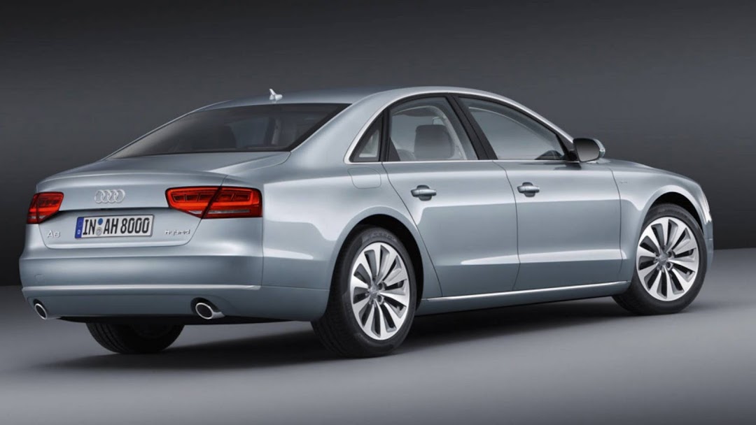 2012 Audi A8 HD Wallpaper 4