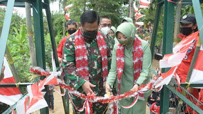 Pangdam III/Siliwangi Resmikan Jembatan Gantung Siliwangi-2 Di Desa Mandalakasih