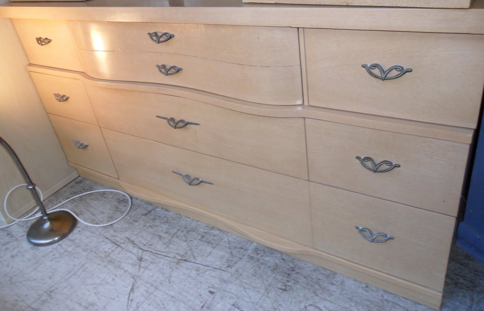 Uhuru Furniture & Collectibles: 1950s Bedroom Set SOLD