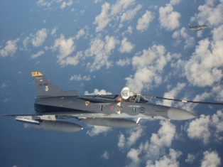 Missil Derby é incorporado a suite de armamentos dos Kfir colombianos