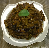 Fried snake gourd spicy curry