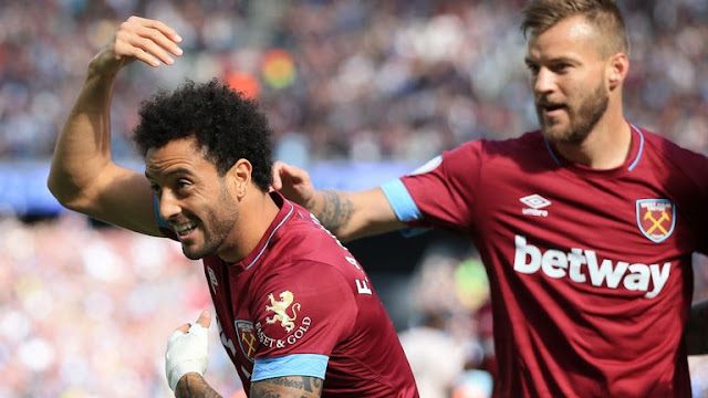 Felipe Anderson Downs Manchester United