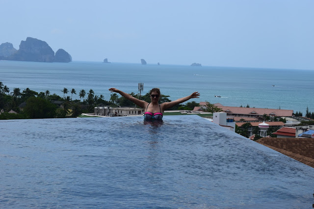 Aonang Cliff Beach Infinity Pool