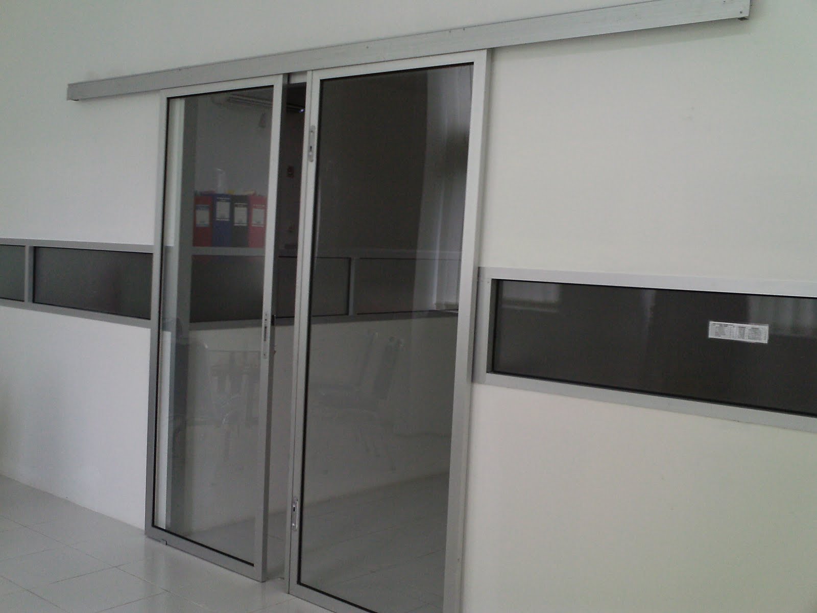 UTAMA ALUMINIUM DAN KACA Kusen aluminium pintu sliding UTAMA ALUMINIUM DAN KACA Kusen aluminium pintu sliding